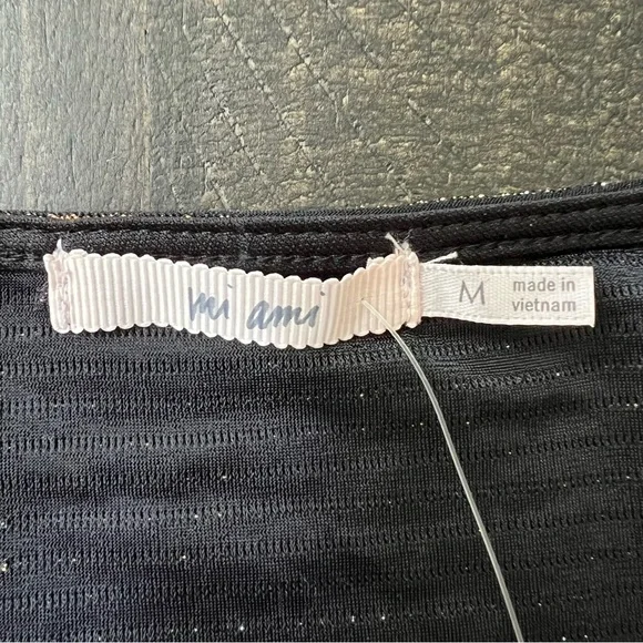 NWT Francesca’s Mia Lurex Twist Front Knit Top | Size Medium - Picture 7 of 10